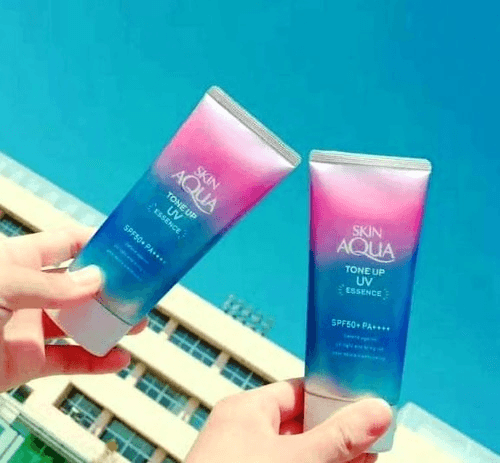 KEM CHỐNG NẮNG SUNPLAY SKIN AQUA SPF50+ PA++++